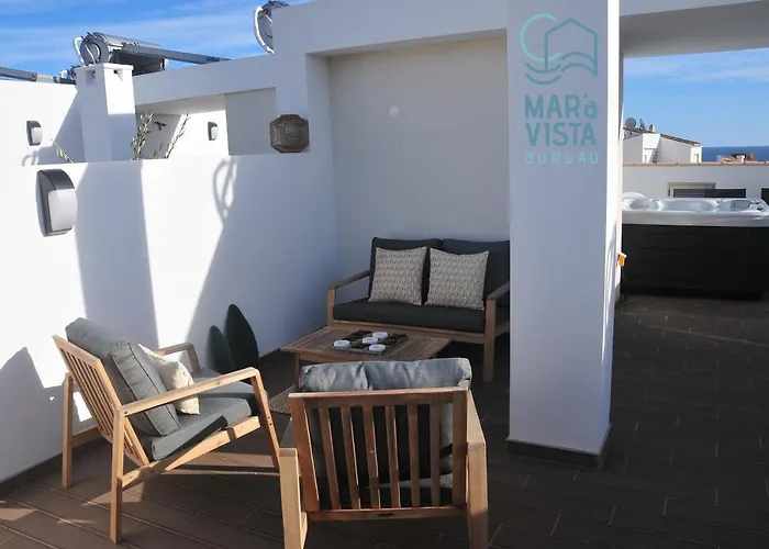 Mar A Vista